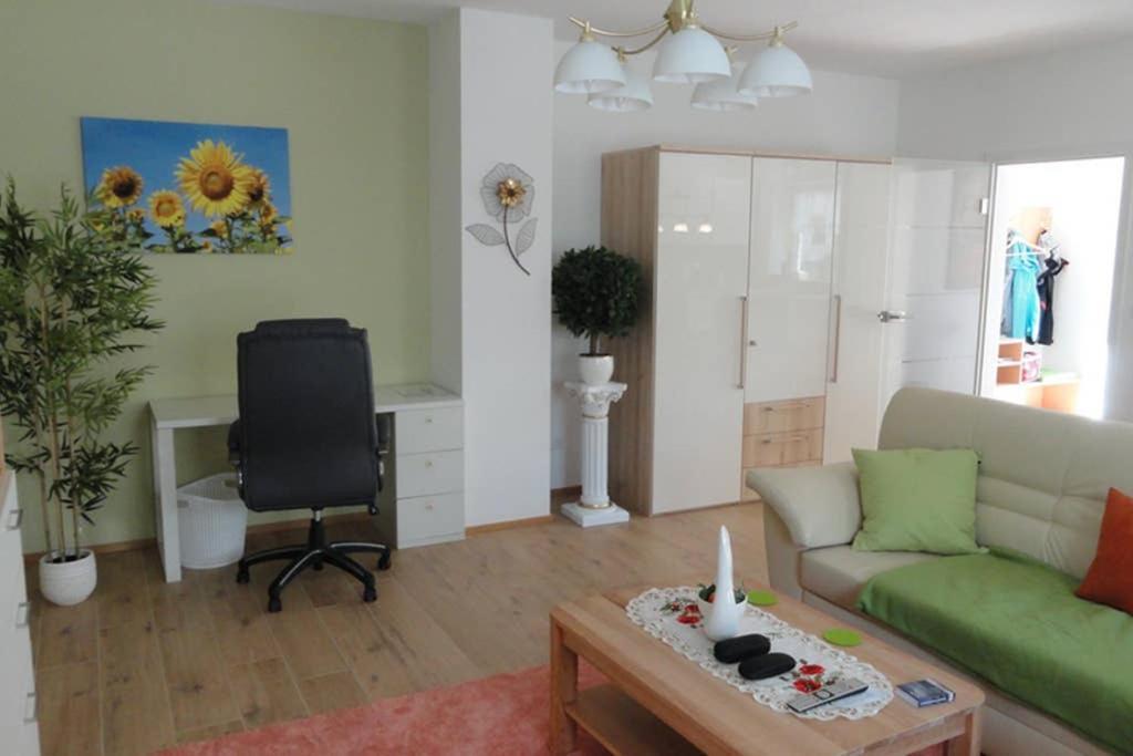 Top 2 Zi-Wohnung, 350 M Zum See FDH Exteriör bild